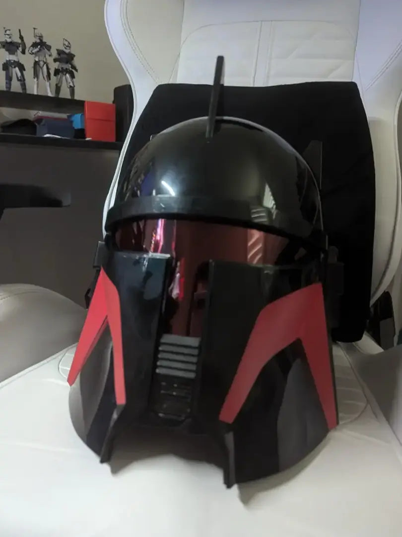 Star Wars The Black Series Moff Gideon Premium Electronic Helmet BY HASBRO
