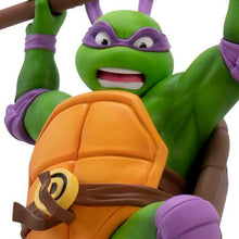 Load image into Gallery viewer, Teenage Mutant Ninja Turtle Donatello Super Figure Collection 1:10 Scale Figurine

