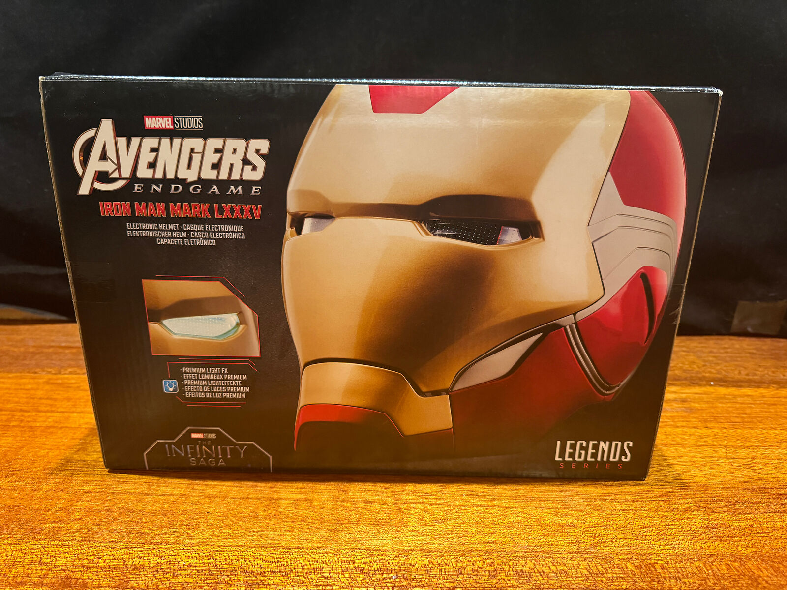 IRON MAN • Marvel Legends • Premier Prop Replica • LED Helmet